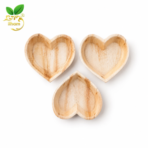 lham Heart-Shaped Areca Leaf Bowls